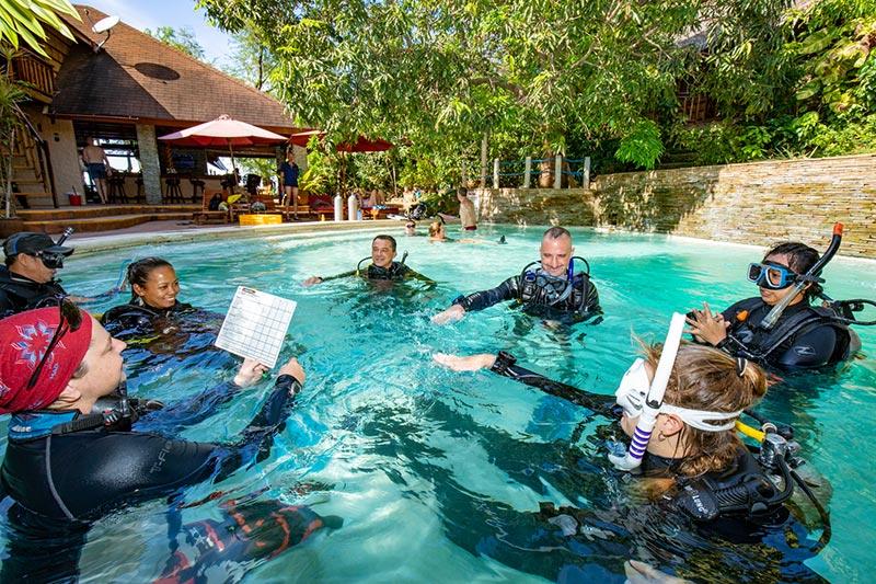 Professional scuba diving training Puerto Galera